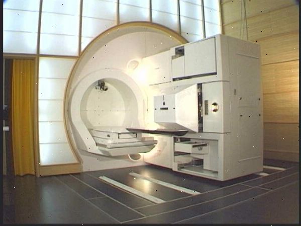 Planlegging av banen av protoner med imaging tester. Under proton terapi. Planlegging av banen av protoner med imaging tester. Under proton terapi.