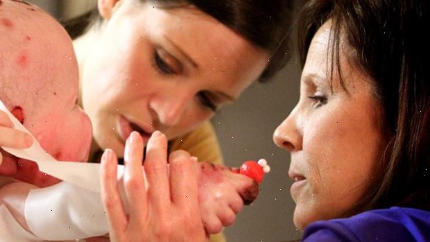Epidermolysis bullosa. Kontakt legen din omgående. Epidermolysis bullosa. Kontakt legen din omgående.